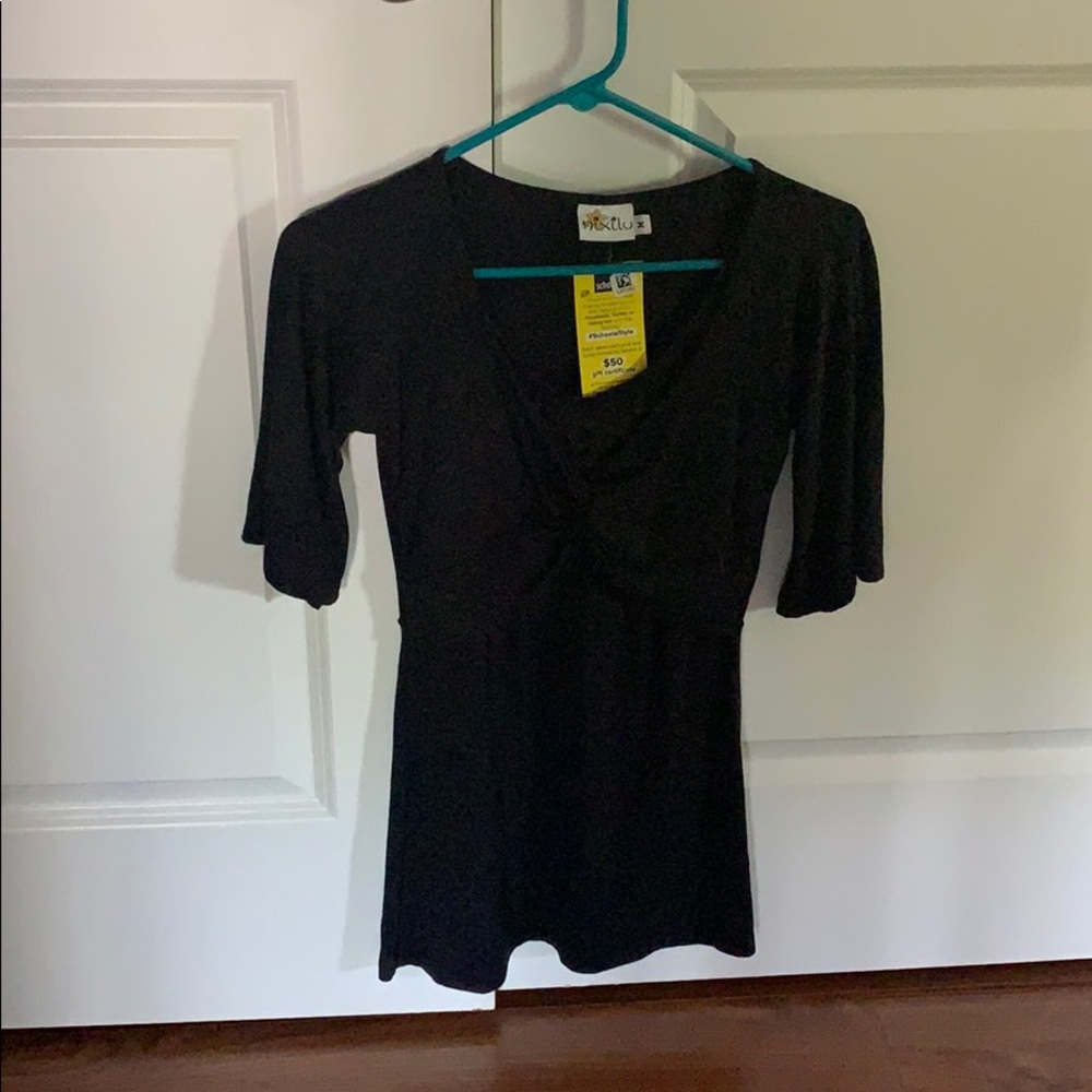 Chic Nursing Maternity top
